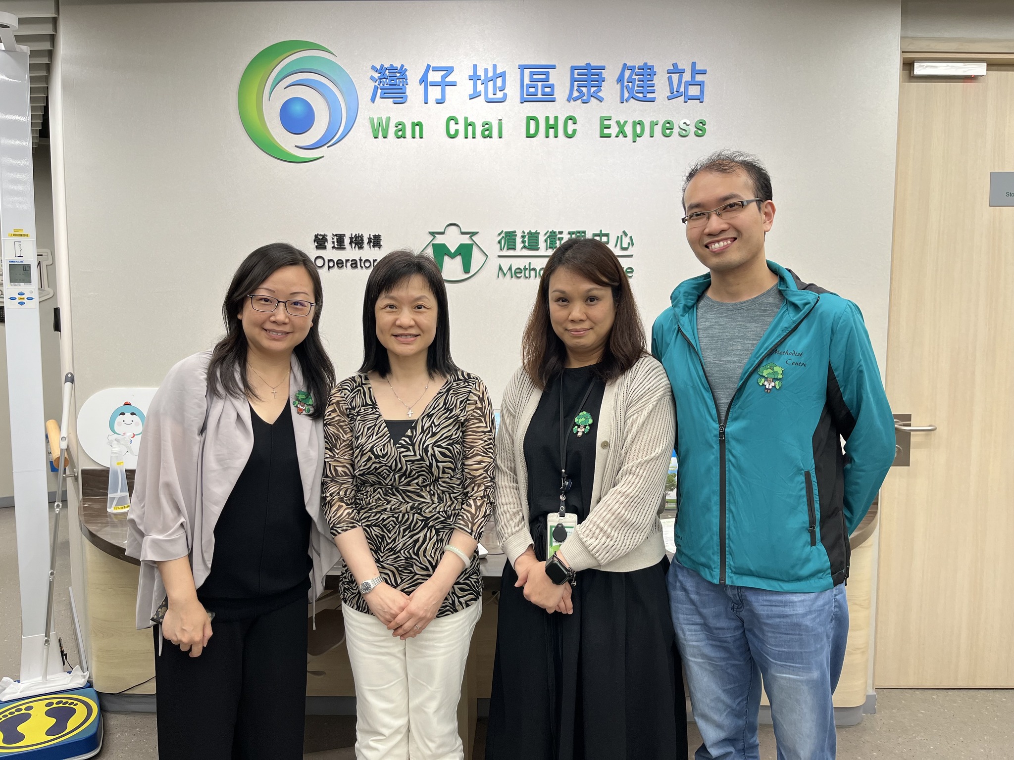 HA Representatives visited Wan Chai DHCE